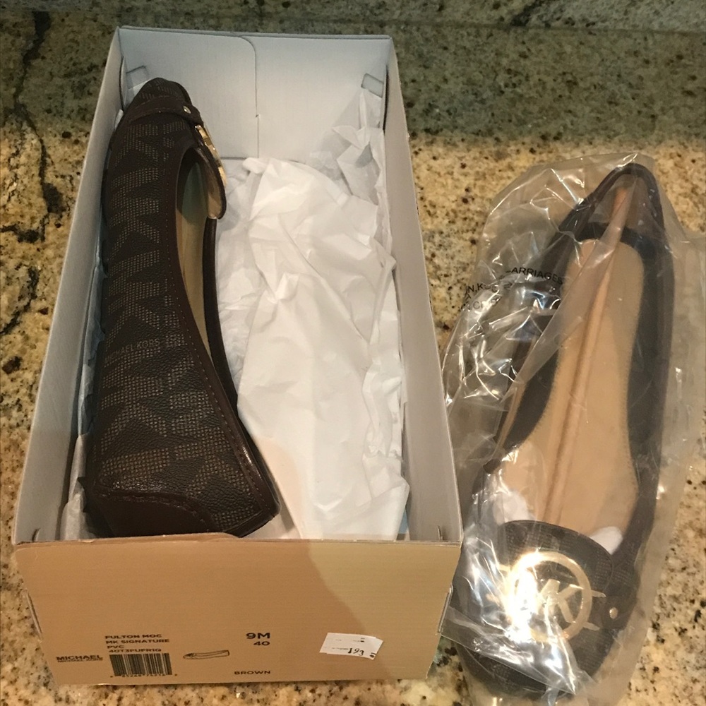 Michael Kors will sell fast, buy now!!